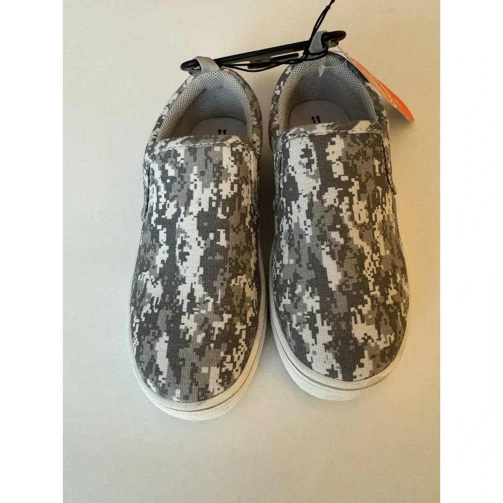 Wonder Nation Kids Size 11 Gray Camo Slip On Shoes Memory Foam NWT